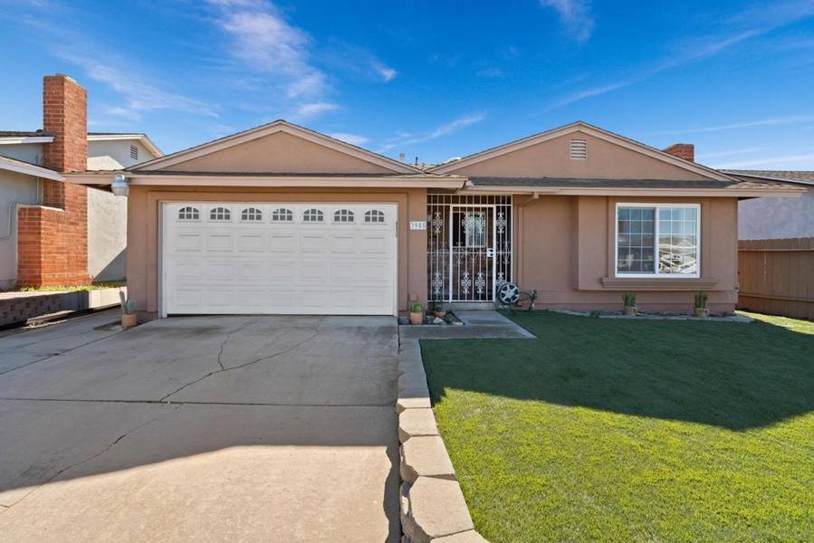 3955 Glading Dr, San Diego, CA 92154