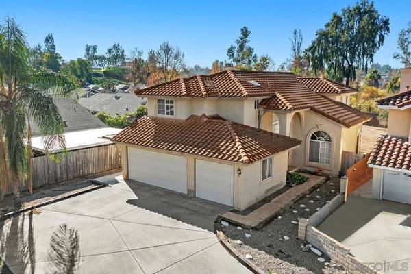 2137 Pleasantwood Lane, Escondido, CA 92026