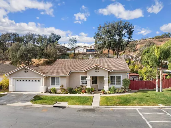 1505 Knoll Park Gln, Escondido, CA 92029