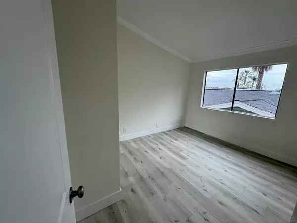 San Diego, CA 92103,4368 Georgia St #4