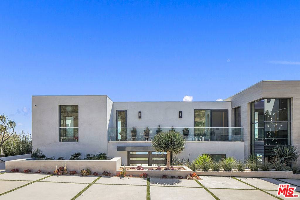 Malibu, CA 90265,5046 Carbon Beach TER