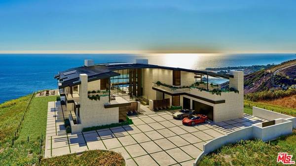 Malibu, CA 90265,5068 Carbon Beach TER