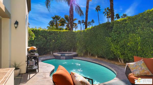 Palm Springs, CA 92262,339 W Ameno DR #4