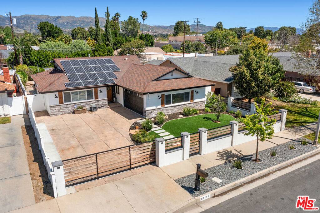 21115 Merridy ST, Chatsworth, CA 91311