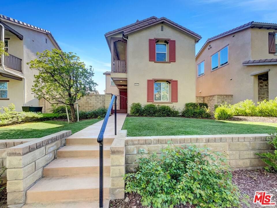 28377 Vista Del Rio DR, Valencia, CA 91354
