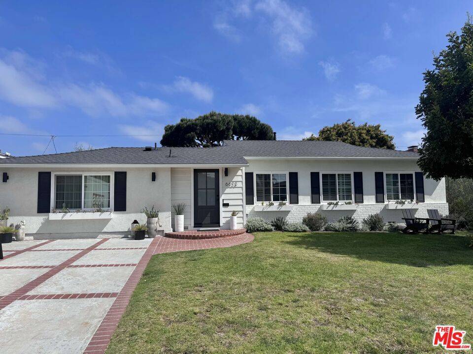 6623 W 87th PL, Los Angeles, CA 90045