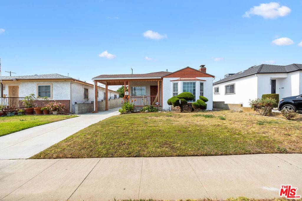 2036 W 85th ST, Los Angeles, CA 90047