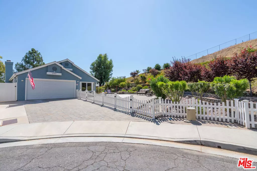 Castaic, CA 91384,31902 Green Hill DR