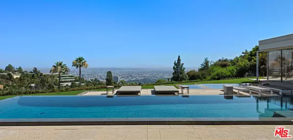 555 Vick PL, Beverly Hills, CA 90210