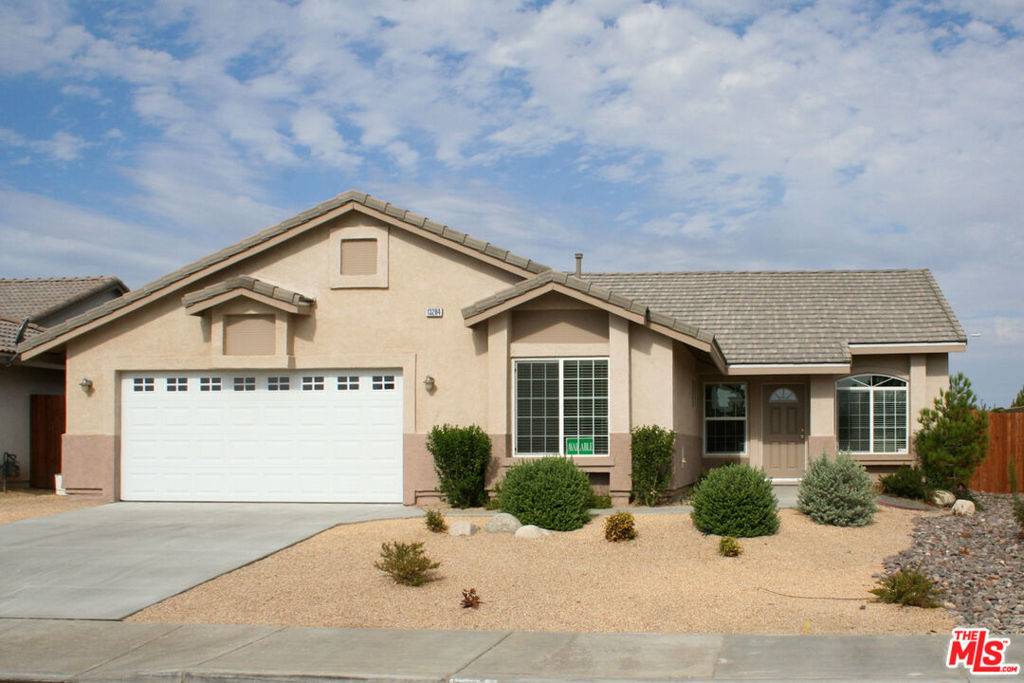 Victorville, CA 92395,13284 Forest Meadow LN