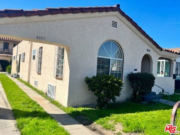 428 W 69th ST, Los Angeles, CA 90003