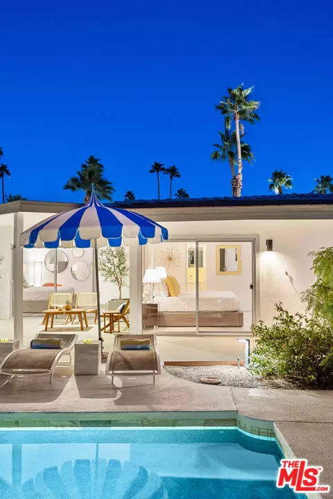 Palm Springs, CA 92262,901 W Via Livorno