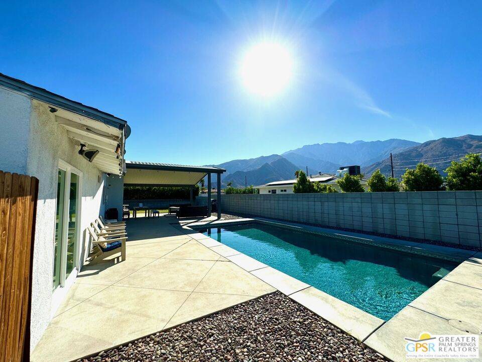 Palm Springs, CA 92262,490 W Palm Vista DR