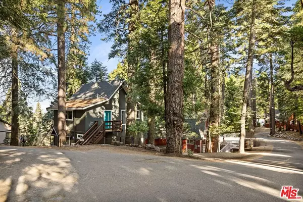 Lake Arrowhead, CA 92352,624 W Victoria CT