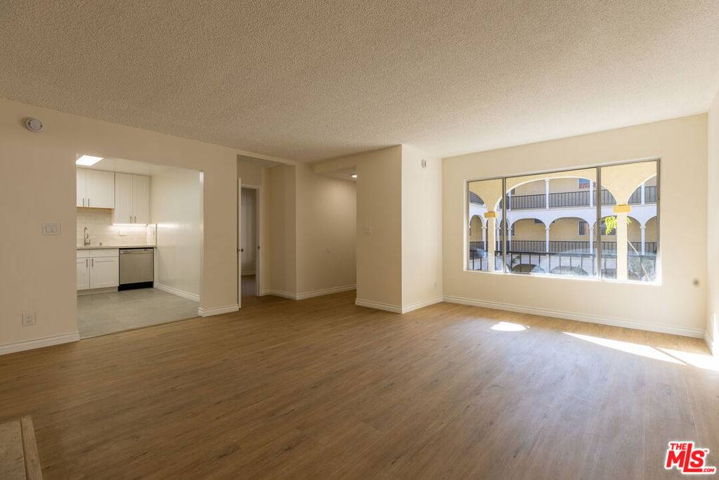 1033 6TH ST #206, Santa Monica, CA 90403