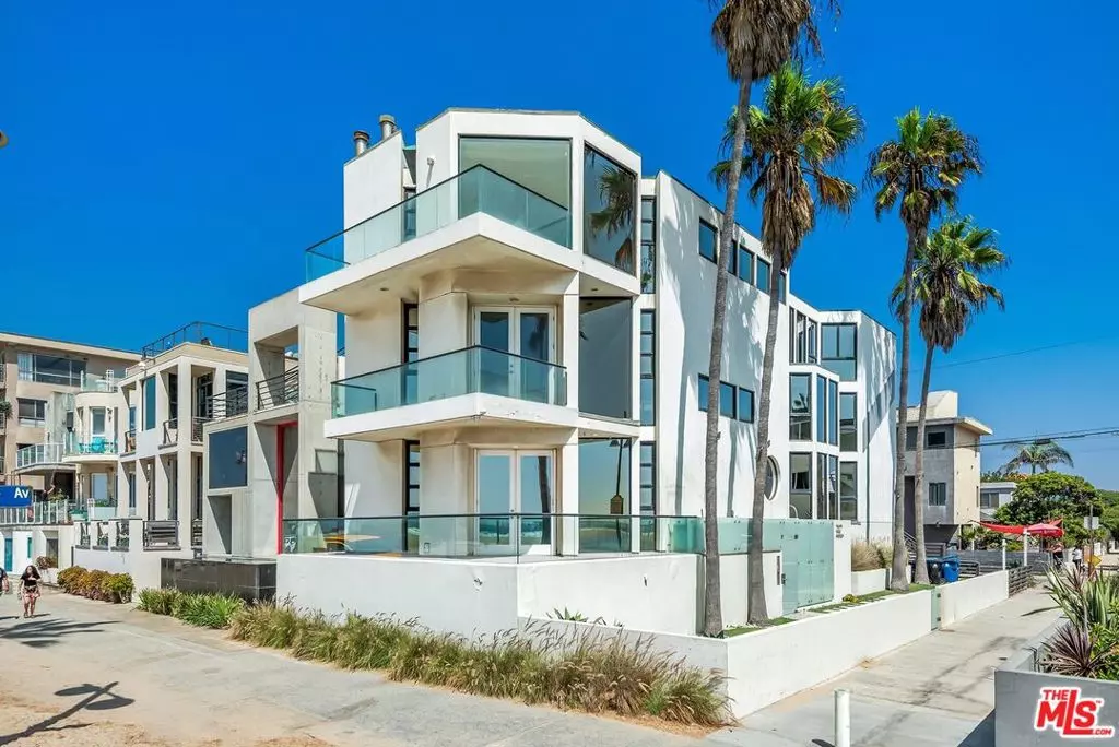 Venice, CA 90291,2319 Ocean Front WALK #1