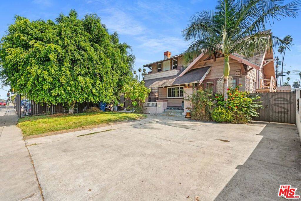 Los Angeles, CA 90043,4812 Arlington AVE