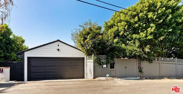 Studio City, CA 91604,3983 Sunswept DR