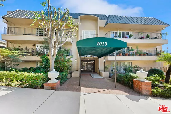 1010 Palm AVE #210, West Hollywood, CA 90069