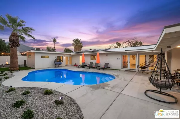 1055 E Racquet Club RD, Palm Springs, CA 92262