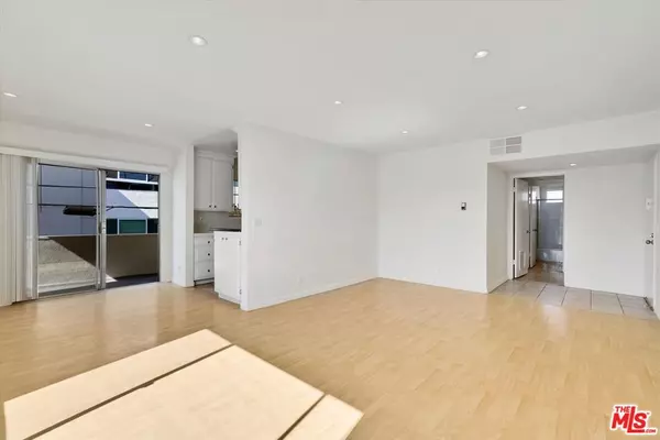 131 S Orlando AVE #5, Los Angeles, CA 90048