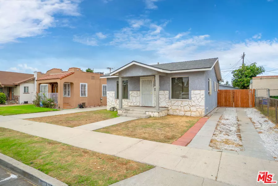 1205 W 65th PL, Los Angeles, CA 90044