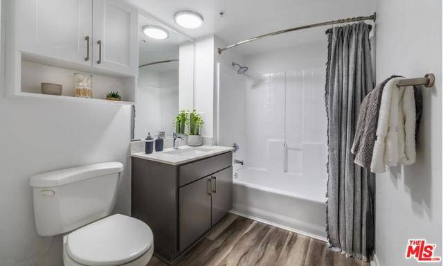Long Beach, CA 90802,245 PINE AVE #526