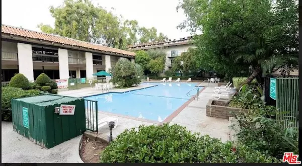 5460 White Oak AVE #G113, Encino, CA 91316