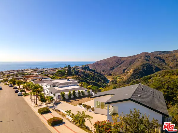 Malibu, CA 90265,3447 Shoreheights DR