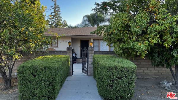 22624 Victory BLVD, Woodland Hills, CA 91367