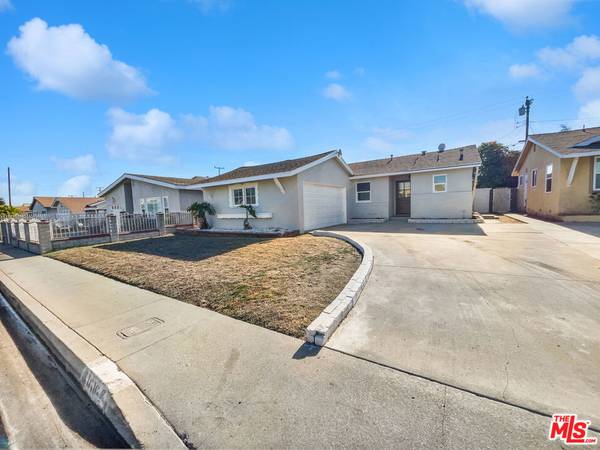 1616 W Piru ST, Compton, CA 90222