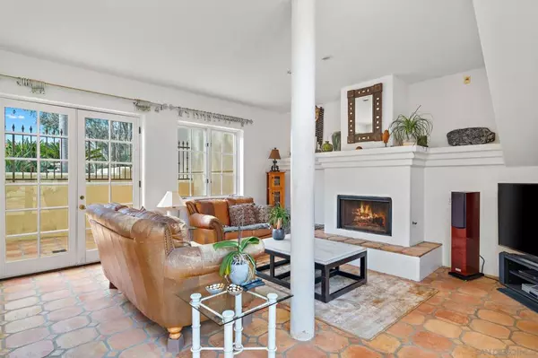 Rancho Santa Fe, CA 92067,14665 Calle Carla