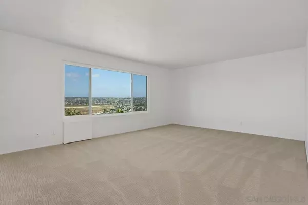 Oceanside, CA 92057,3606 Vista Rey #39