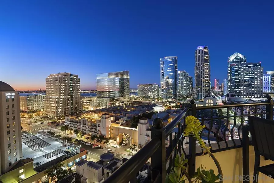 700 W Harbor Drive #1501, San Diego, CA 92101