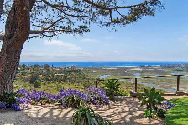 Solana Beach, CA 92075,633 Canyon Place