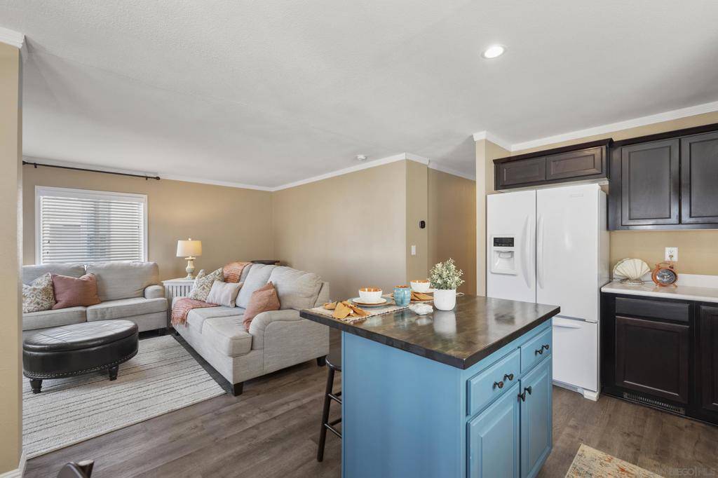 Oceanside, CA 92054,3030 Oceanside Blvd #37