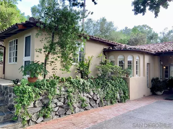 Rancho Santa Fe, CA 92067,5505 Codorniz (Gate House)