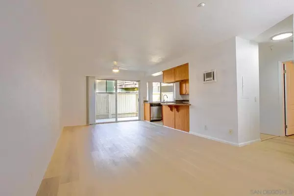 615 Fredricks Ave #101, Oceanside, CA 92058