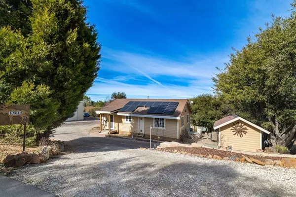 17412 Harrison Park Rd, Julian, CA 92036