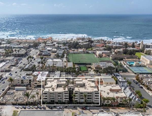 7550 Eads Ave 105, La Jolla, CA 92037