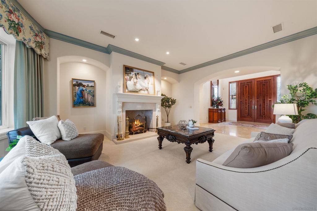 San Diego, CA 92128,12131 View Pointe Row