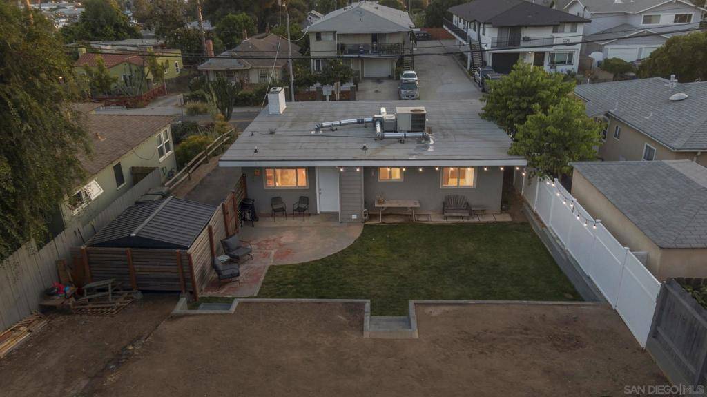 Vista, CA 92084,231 N Citrus Ave