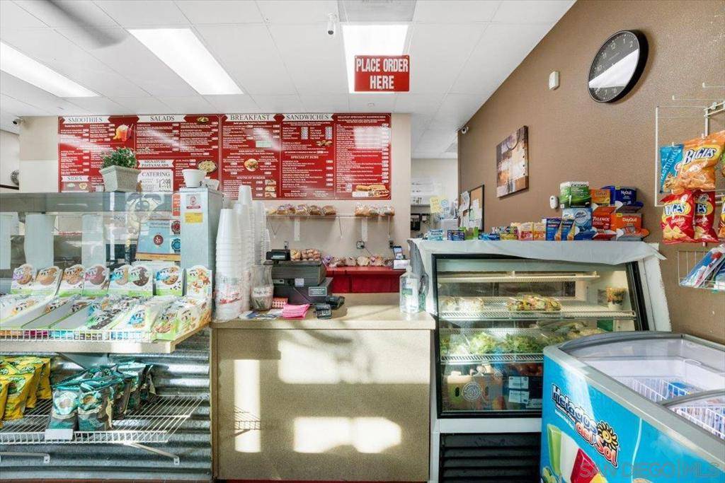 1870 Cordell Ct, El Cajon, CA 92020