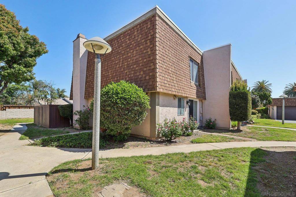 Oceanside, CA 92057,268 Festival Dr