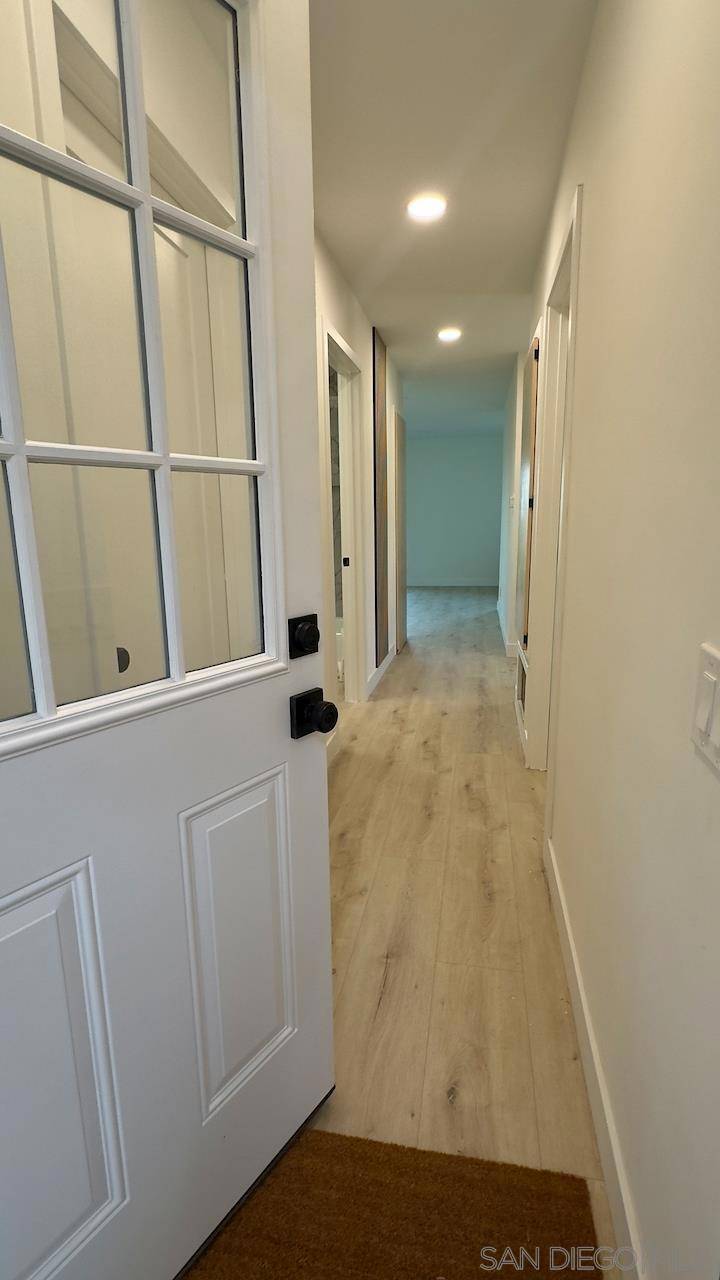 Oceanside, CA 92057,4529 Kittiwake Way