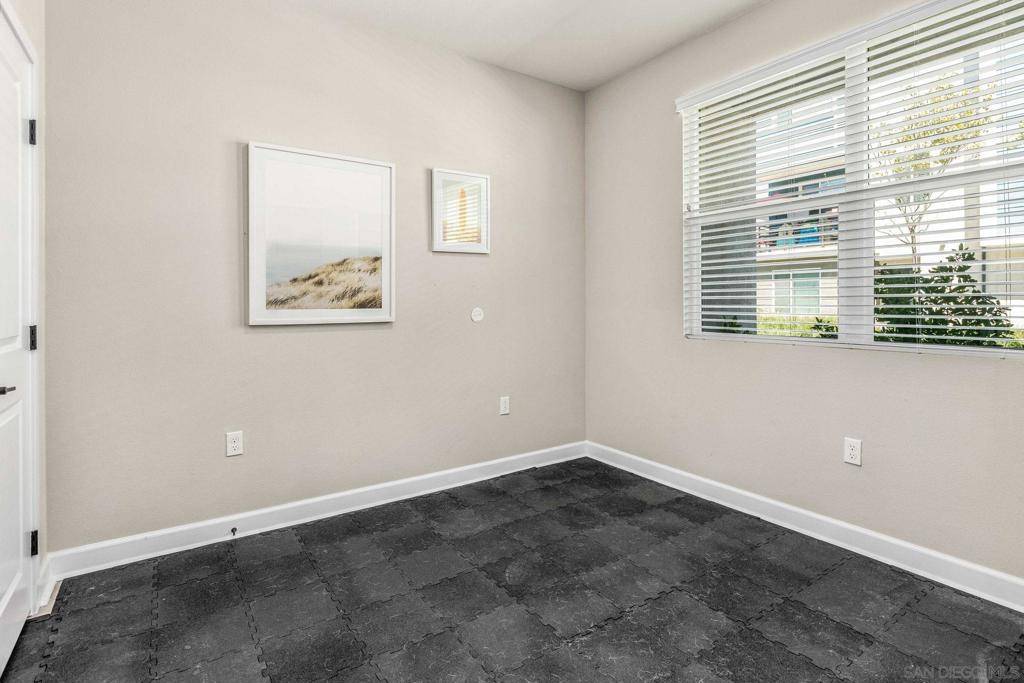 Chula Vista, CA 91915,1821 Onyx Ln
