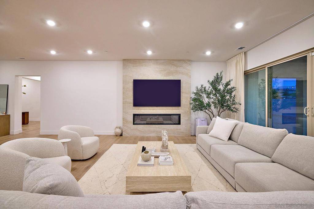 Poway, CA 92064,13781 Dean Ct
