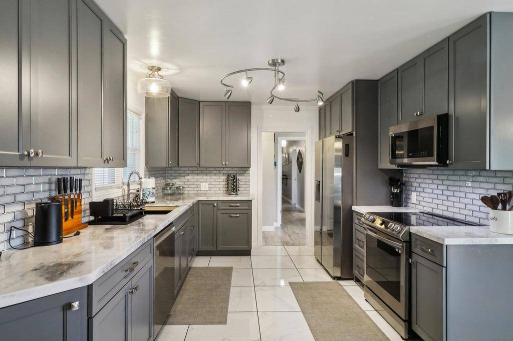 Spring Valley, CA 91978,10420 Loma Rancho Dr