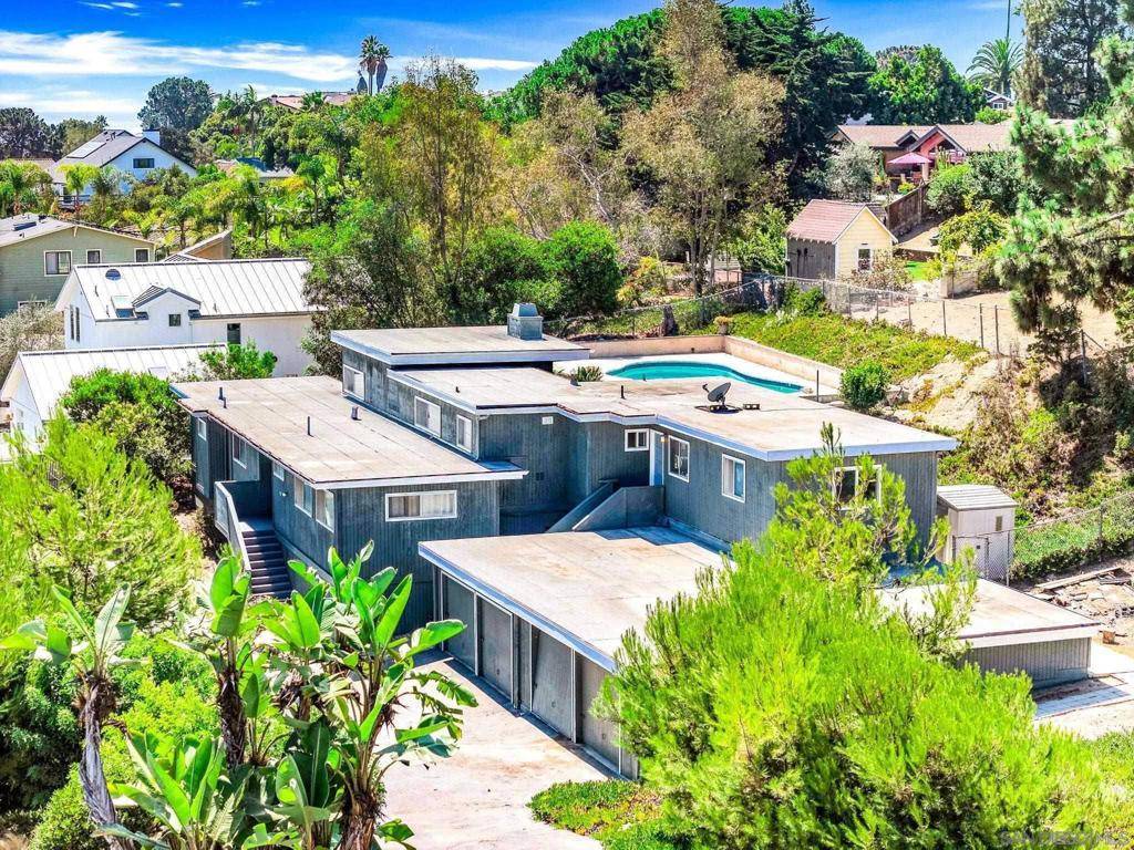 1864 N Lake Dr N, Cardiff By The Sea, CA 92007