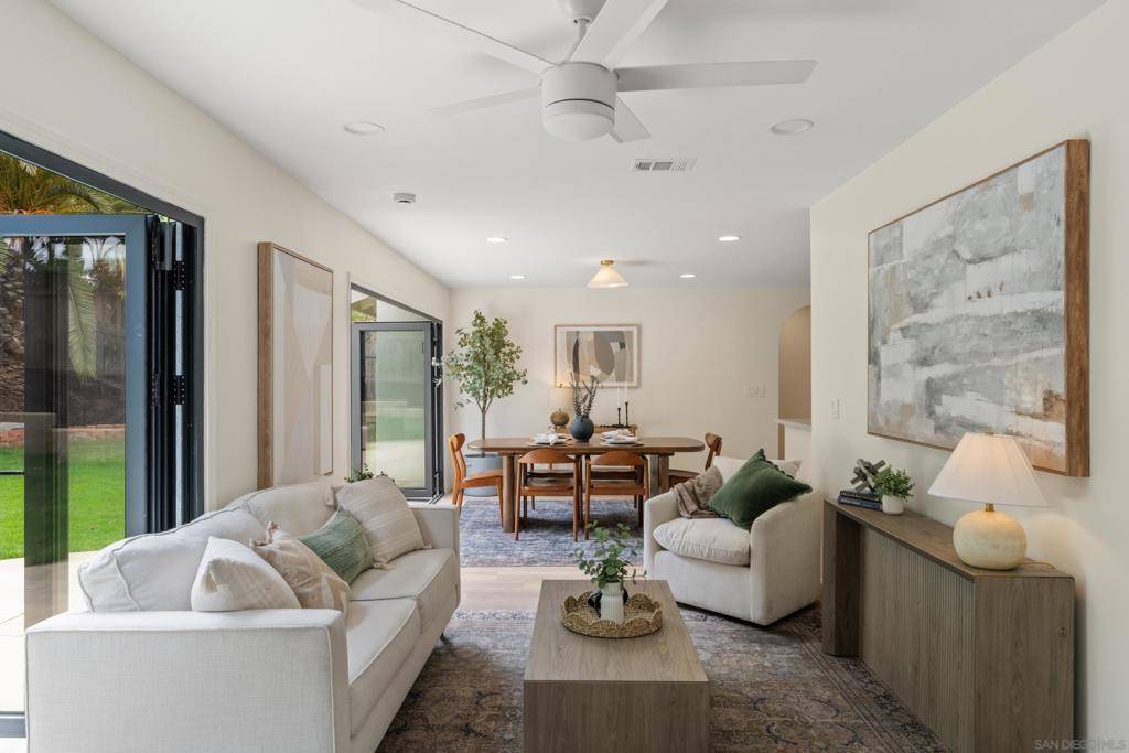 Carlsbad, CA 92008,3760 Monroe St